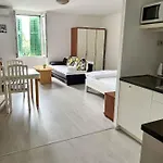 Arena Apartment *