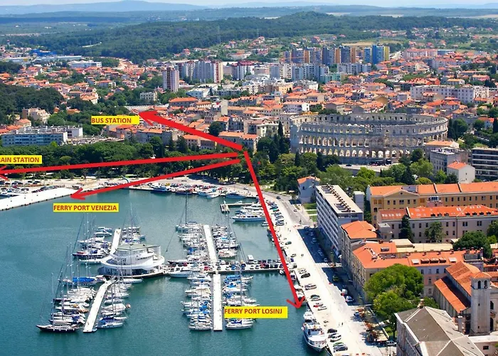 Arena * Pula